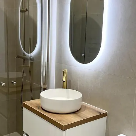 Beautiful Flat At Canal St-martin