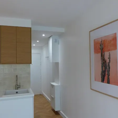 Beautiful Flat At Canal St-martin Paris